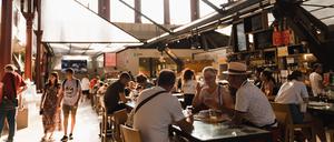 Gefährlich statt gemütlich. Wer unter Husten leidet, sollte lieber nicht ins Restaurant gehen.