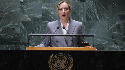 20.09.2023, USA, New York: Giorgia Meloni, Italiens Premierministerin, spricht vor der 78. Sitzung der Generalversammlung der Vereinten Nationen im UN-Hauptquartier.