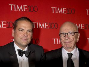 Rupert Murdoch (R) and Lachlan Murdoch.