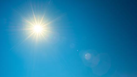 Die Sonnenstrahlung erreicht zur Sommersonnenwende ihren Höhepunkt. 