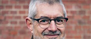 Der Berliner Schriftsteller Tim Staffel, 58. 