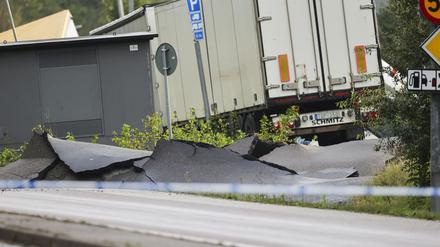 Die Autobahn E6 bei Stenungsund, die nach einem Erdrutsch in beiden Richtungen gesperrt ist.