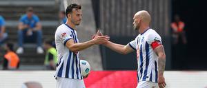 Von hinten nach vorne: Toni Leistner (r.) hält die Abwehr zusammen, Haris Tabakovic erzielt die nötigen Tore.