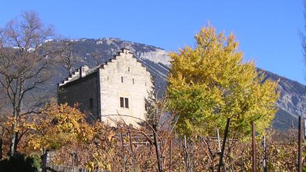 Der Weg zum Rilke-Schlösschen bei Sierre im Wallis. 