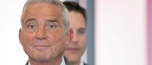 Thomas Strobl (l), CDU-Landesvorsitzender und Innenminister von Baden-Württemberg, und Manuel Hagel, CDU-Fraktionsvorsitzender im Landtag von Baden-Württemberg,  kommen zu einem Statement. 