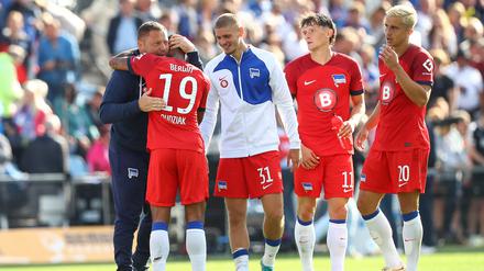 Da freut sich der Trainer. Nach einer schwierigen Transferphase hat Pal Dardai (links) inzwischen viele personelle Optionen.