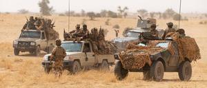 Frankreich will seine Truppen aus dem Niger abziehen.