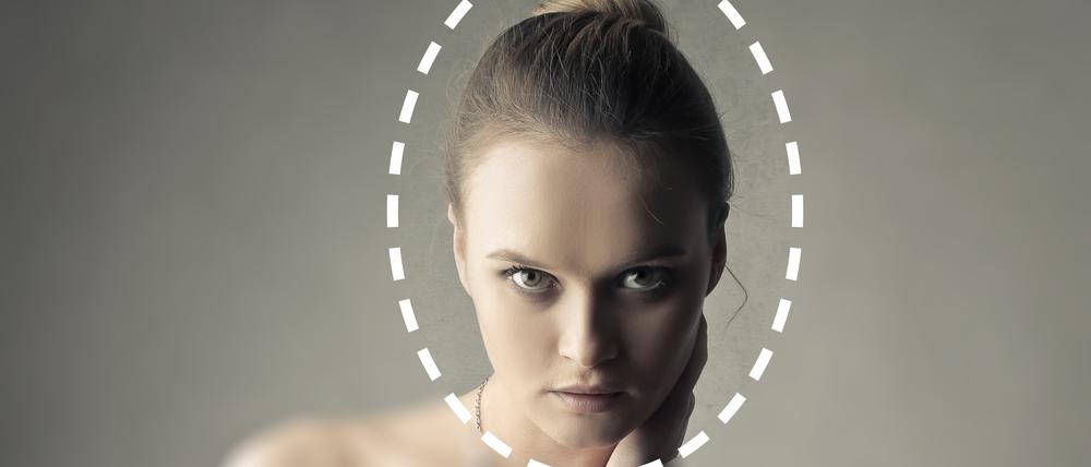 Mit KI lassen sich schnell Nacktfotos von Menschen produzieren. Diesem Missbrauch gilt es juristisch beizukommen. 
