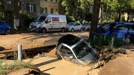 In der Mannheimer Straße  kam es zu einem Wasserrohrbruch einer Frischwasserleitung. Teilbereiche der Straße wurden unterspült. 