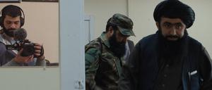 Embedded mit den Taliban: Szene aus Ibrihim Nash’ats Dokumentarfilm „Hollywoodgate“.