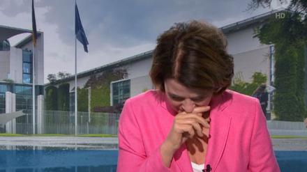 Susanne Daubner während der Tagesschau.