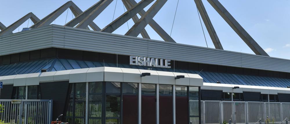 Vorerst geschlossen. Das Erika-Heß-Stadion darf erst öffnen, wenn es die Auflagen der Senatsverwaltung erfüllt.