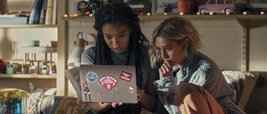 Zuviel „Compound V“ bekommen: Die Nachwuchs-Superhelden Marie (Jaz Sinclair, li.) und Emma (Lizze Broadway).