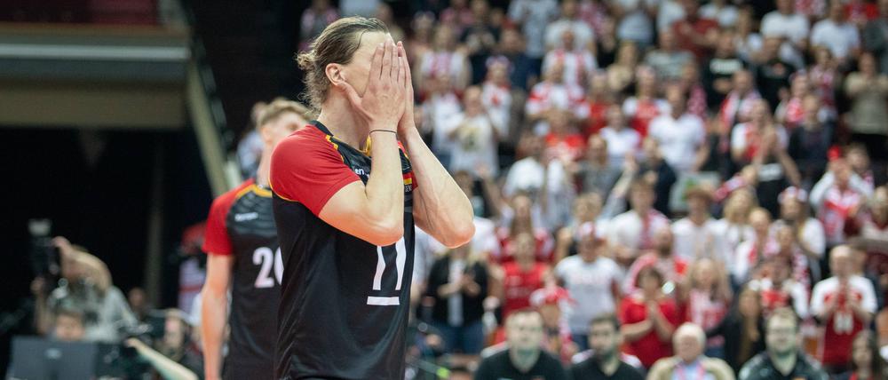 Die Belastung der Volleyballer um Lukas Kampa ist enorm hoch.