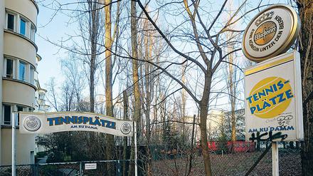 An der Cicerostraße in Halensee nahe der Schaubühne soll ein berühmter früherer Tennisplatz mit Wohnungen bebaut werden.