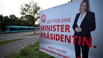 Nancy Faeser verlagert ihren Wahlkampf am Samstag aufs Wasser.