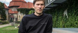 Dylan Watson-Brawn, Inhaber des Weddinger „Ernst“, plant die Schließung Ende kommenden Jahres  