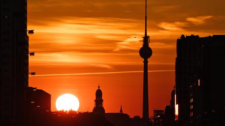 Berlins Fernsehturm wurde am 3. Oktober 1969 eingeweiht.