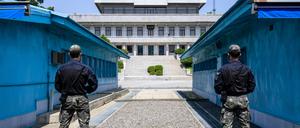 Blick auf die entmilitarisierte Zone, die die beiden Koreas trennt. 