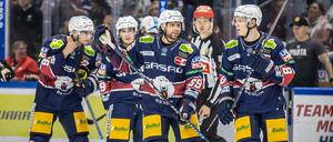 Nach zwei Niederlagen haben die Eisbären Berlin souverän gegen die Nürnberg Ice Tigers gewinnen.