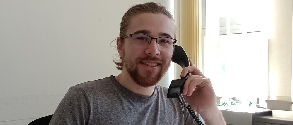 Joshua W. lernt Groß- und Außenhandelskaufmann.
