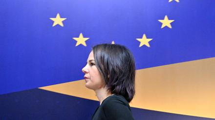 Von Außenministerin Annalena Baerbock (Grüne) erwartet die Gewerkschaft der Polizei Maßnahmen angesichts vermehrter Schleusungen über die belarussische Hauptstadt Minsk. 
