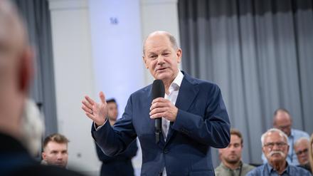 Bundeskanzler Olaf Scholz im Gespräch mit Bürgerinnen und Bürgern aus Hamburg zu aktuellen gesellschaftlichen Themen. 