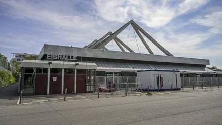 Das Erika-Heß-Stadion darf erst öffnen, wenn die Auflagen der Senatsverwaltung erfüllt werden.