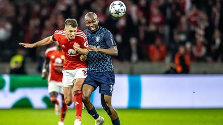 Zweikampf verloren: Im Duell mit dem direkten Konkurrenten um den dritten Gruppenplatz musste Union und Janik Haberer am Dienstag in der Champions League eine bittere Niederlage einstecken.