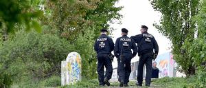 Polizeistreife im Mauerpark.