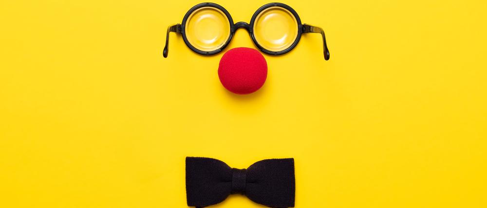 Nicht zum Clown machen: Auch wenn der Arbeitsmarkt für Jobsuchende derzeit gut aussieht, sollten Bewerber bestimmte Verhaltensweisen im Vorstellungsgespräch vermeiden.