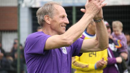 Benny Wendt, hier bei einer Veranstaltung von TeBe im Jahr 2019, spielt am Sonnabend mit der Hans-Rosenthal-Elf gegen Schalke 04.