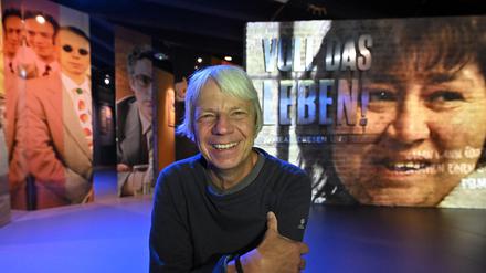 Andreas Dresen in der Ausstellung „Voll das Leben!“ im Filmmuseum Potsdam.