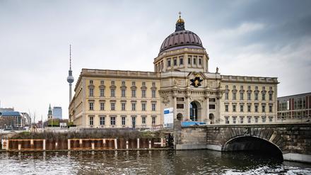 Das Humboldt-Forum gehört zu den rot markierten Einrichtungen auf der Liste.