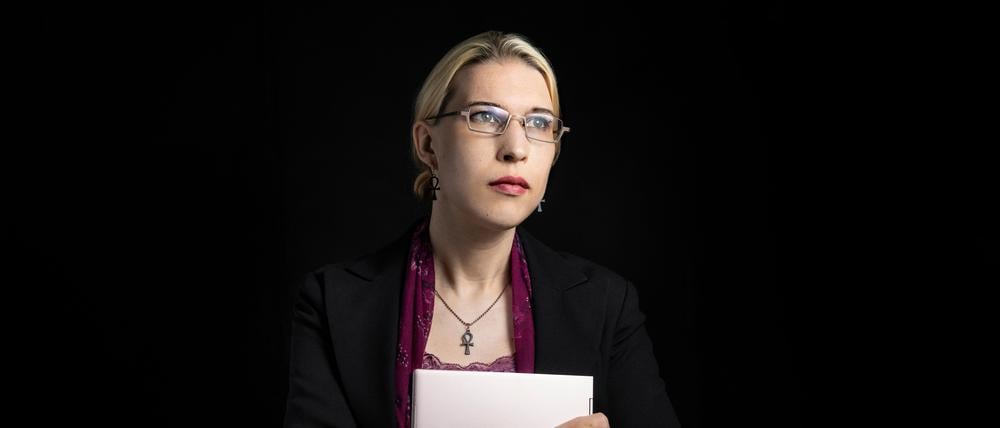Sofia Forslund wird überallhin von ihrem wichtigsten Werkzeug begleitet: ihrem Laptop.