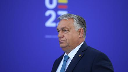 Ungarns Ministerpräsident Viktor Orban trifft am 6. Oktober 2023 zum zweiten Tag des Gipfeltreffens der Europäischen Politischen Gemeinschaft im Palacio de Congreso in Granada, Südspanien, ein. 