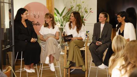 Voller Ideen. Yasmine M‘Barek, Insa Thiele-Eich, Johanna Klum, Jasna Fritzi Bauer und Collien Ulmen-Fernandes .