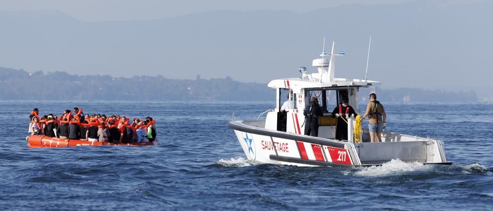 Eine Übung zur Seenotrettung, hier von der französischen Marine.