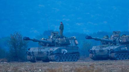Israelische Artillerie an der Grenze zum Libanon