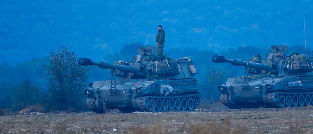 Israelische Artillerie an der Grenze zum Libanon