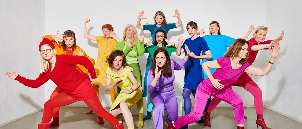 Bunt und bewegt: Das Spring-Kollektiv hat sich in den 20 Jahren ebenso weiterentwickelt wie die einzelnen Künstlerinnen. Einige sind seit der Gründung dabei.