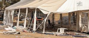 Ein Blick auf die Zerstörung auf dem Gelände des elektronischen Musikfestivals Supernova nach dem tödlichen Anschlag islamistischer Hamas-Kämpfer.