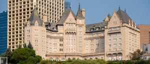 Auch das Fairmont Hotel Macdonald im kanadischen Edmonton hat Bildungspolitikerin Henke beherbergt.