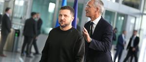 Der ukrainische Präsident Wolodymyr Selenskyj könnte von der Hilfe Norwegens, wo Ex-Nato-Chef Jens Stoltenberg Finanzminister ist, profitieren.