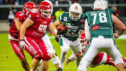 Bereits im vergangenen Jahr spielten die Royals (in rot) gegen die Unicorns um den Pokal.