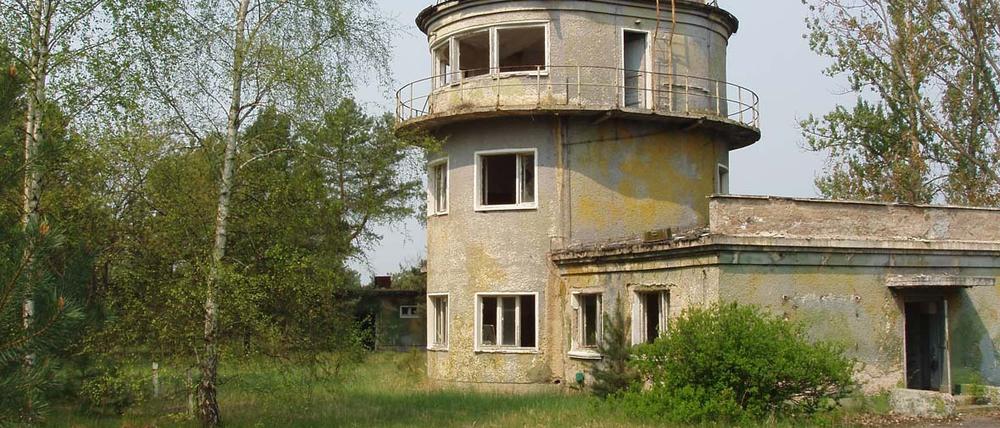 Der Tower des Flugplatzes Sperenberg.