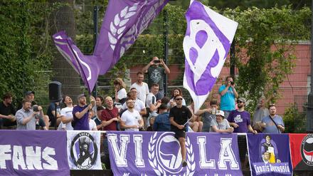 Tennis Borussia spielte in der Saison 1999/2000 in der Zweiten Bundesliga. Viele Fans von damals sind auch heute noch im Verein.