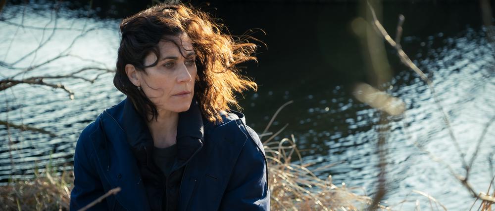 Kommissarin Maria Voss (Nina Kunzendorf) muss den schrecklichen Tod eines 15-jährigen Mädchens aufklären.