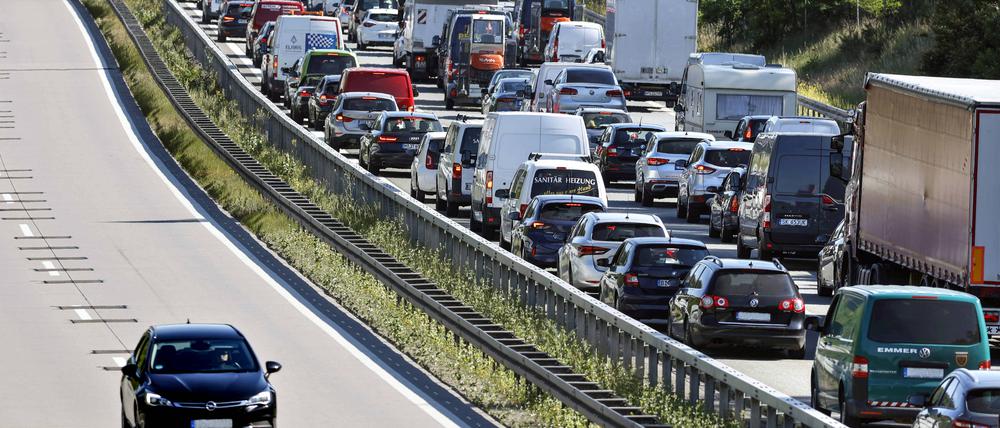 Stau auf dem Berliner Ring, hier bei Erkner 