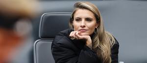 Tennis: Hamburg European Open (ATP-Turnier), Tennisstadion Rothenbaum, Herren, Einzel, 1. Runde, Zverev (Deutschland) - Molcan (Slowakei). Sophia Thomalla, Freundin von Alexander Zverev, sitzt auf der Tribüne. +++ dpa-Bildfunk +++